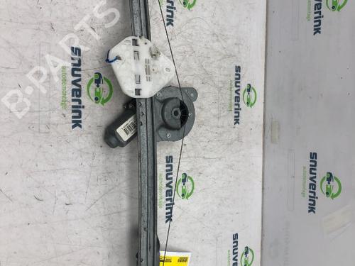 Used Front wipers mechanism DACIA LOGAN MCV (KS_) 1.6 16V (KS0L, KS0M, KS0P, KS1S) (105 hp) 24165590