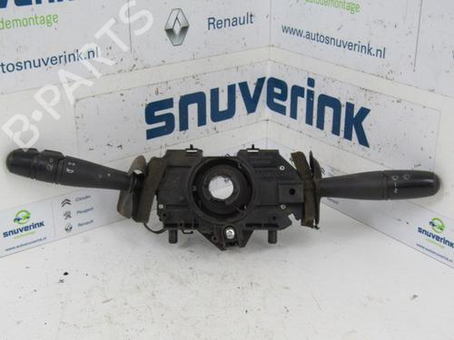 Used Steering column stalk RENAULT TRAFIC Van (T_, P_, V_) 2.1 D (64 hp) 17190976