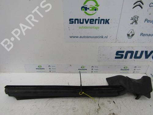 Used Door moulding trim PEUGEOT 207 CC (WD_) 1.6 HDi (109 hp) 13190418