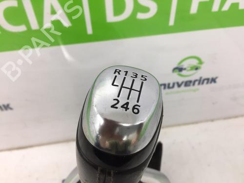 Shift knob RENAULT MEGANE IV Hatchback (B9A/M/N_) 1.5 dCi 110 (B9A3) | BP19113303I34 