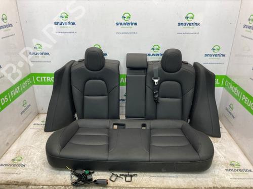 banco-traseiro-tesla-model-3-5yj3-2017-24418474 main image