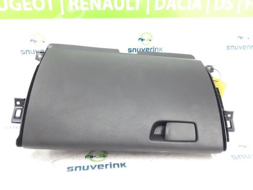 Used Glove box Glove box 20499450 20499450