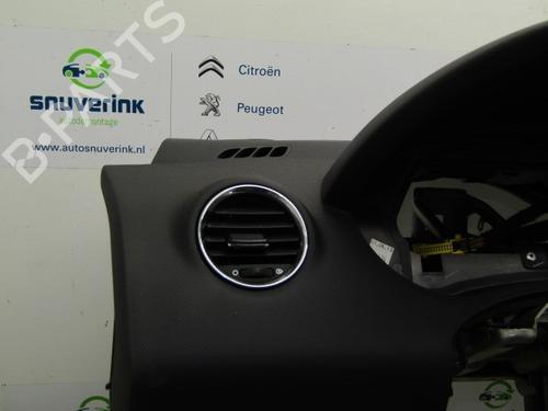 Dashboard PEUGEOT 308 I (4A_, 4C_) 1.6 THP 16V | BP17223397C46 
