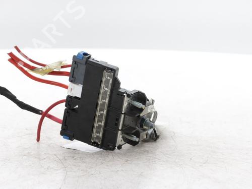 Used Fuse box Fuse box 38347368 38347368