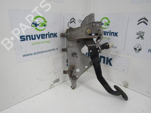 Used Break pedal Break pedal 21111487 21111487