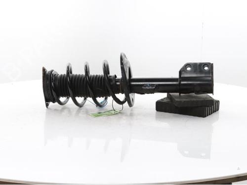Used Left front shock absorber Left front shock absorber OPEL CORSA F (P2JO) CORSA-e (68) (136 hp) 39750408 39750408