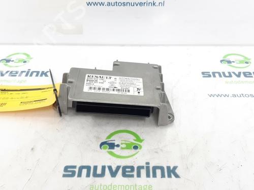 Airbag module RENAULT CLIO III (BR0/1, CR0/1) 1.4 16V (98 hp) 10802874