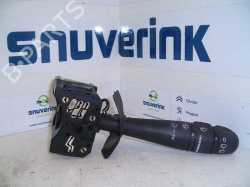 Used Steering column stalk RENAULT CLIO II (BB_, CB_) 1.6 (B/CB0D, BB00) (90 hp) 21110958