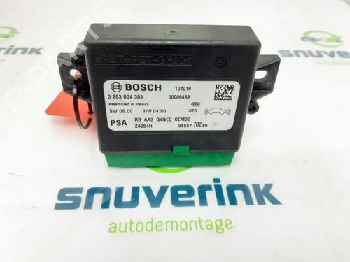 Used Electronic module CITROËN C4 II (NC_) 1.6 THP 155 (156 hp) 10984555