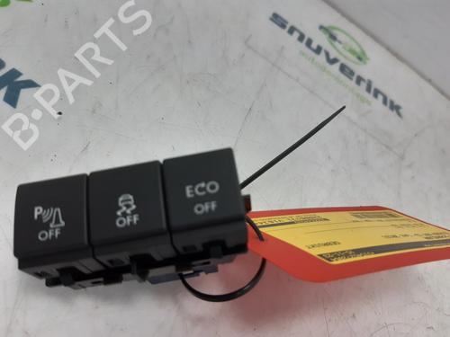 Switch CITROËN DS5 2.0 HDi 200 Hybrid4 All-wheel Drive | BP30185412I30 