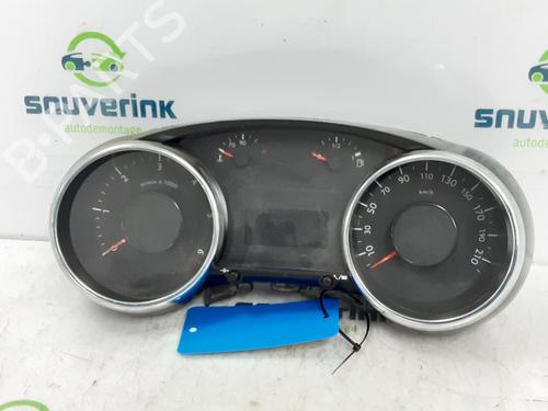 Used Instrument cluster PEUGEOT 5008 (0U_, 0E_) 1.6 HDi (112 hp) 24165819
