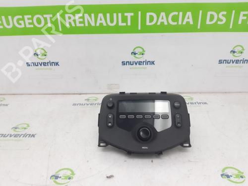 Used Radio Radio 25205137 25205137