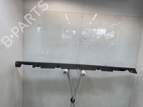 Used Left sideskirt Left sideskirt 38347664 38347664