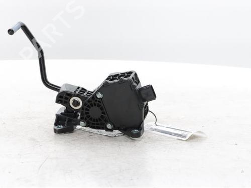 Used Pedal Pedal LEXUS UX (_AA1_, _AH1_, _MA1_) 300h (MZAH11) (199 hp) 38617912 38617912