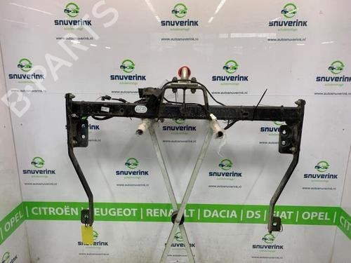tow-ballmechanism-renault-trafic-iii-van-fg_-2014-25526900 main image