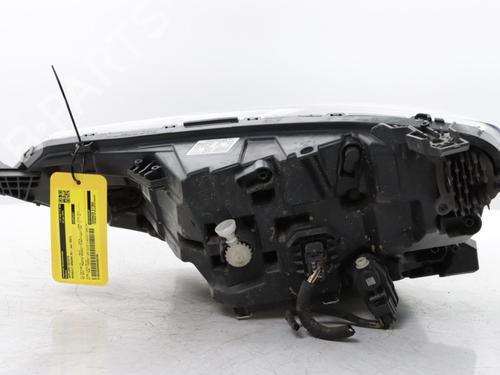 Right headlight RENAULT ARKANA I (LCM_, LDN_) 1.6 E-TECH 145 (LDMU) | BP31961038C29 