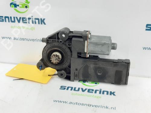 Used Electronic module RENAULT MEGANE III Grandtour (KZ0/1) 1.5 dCi (KZ09, KZ0D, KZ1G, KZ29, KZ14, KZ1W, KZ10, KZ1F,... (110 hp) 13193796