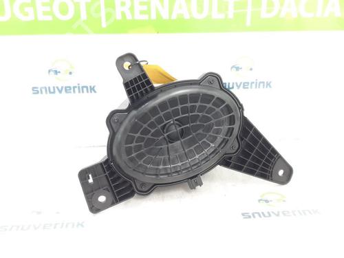 other-renault-megane-e-tech-suv-ev60-bnj1-281709833r-2021-18074002 main image
