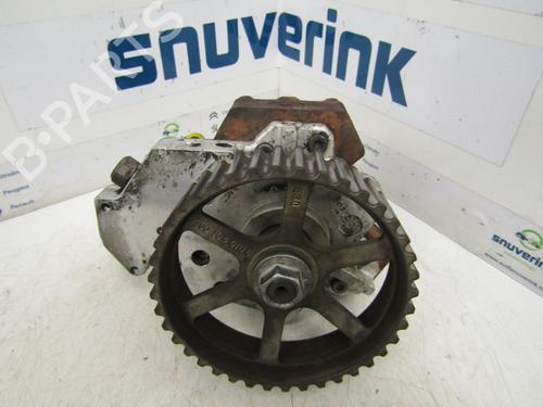 Used Injection pump OPEL VIVARO A Van (X83) 1.9 DI (F7) (80 hp) 30185087