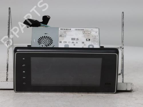auto-radio-renault-trafic-iii-van-fg_-2014-38347584 main image