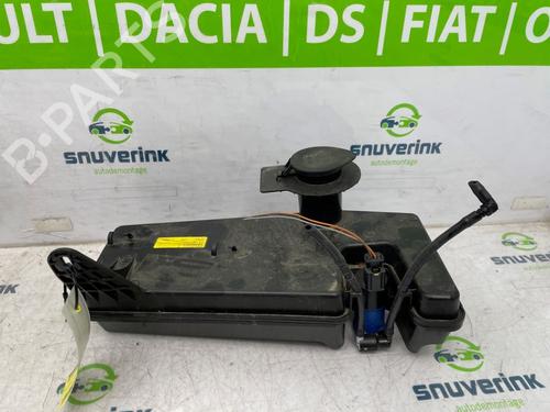 Used Windscreen washer tank DACIA DUSTER (P1310) 1.2 TCe 130 (131 hp) 26488837