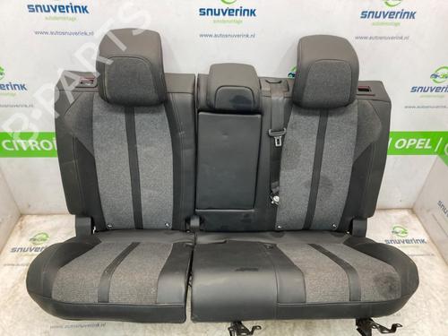 Used Rear seat PEUGEOT 3008 II SUV (MC_, MR_, MJ_, M4_) 1.2 THP/ PureTech 130 (MRHNSM, MRHNSU, MRHNSJ, MRHNYW,... (131 hp) 24300458