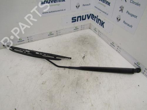 Used Front windshield wiper arm CITROËN C2 (JM_) 1.1 (60 hp) 21111179