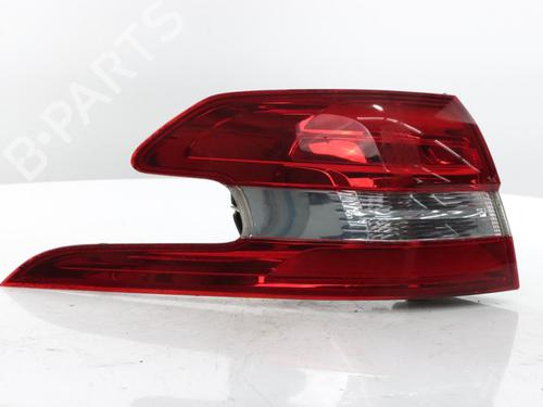 Used Left taillight Left taillight 39508008 39508008