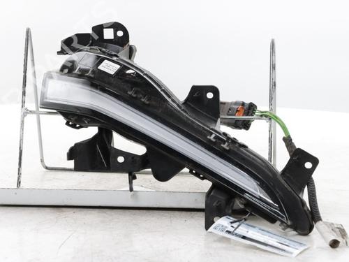 Used Left daytime light Left daytime light PEUGEOT 508 SW II (FC_, FJ_, F4_) PSE Hybrid4 360 (F45GBT) (360 hp) 39750349 39750349