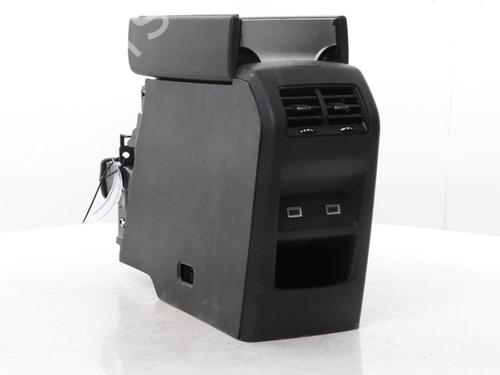 Used Middle console Middle console PEUGEOT 408 II (FP_, F3_, FM_) Hybrid 136 (FPHPYC) (136 hp) 34058025 34058025