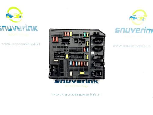 Used Fuse box RENAULT SCÉNIC III (JZ0/1_) 1.6 16V (JZ0U, JZ1B) (110 hp) 10804345