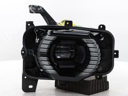 right-headlight-renault-4-2025-34564247 main image
