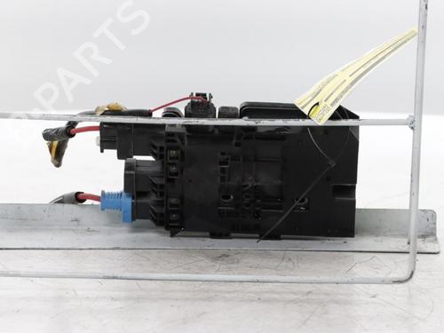 Fuse box RENAULT TRAFIC III Van (FG_) 1.6 dCi 125 (FGMH) | BP31960438E1 - Image 11