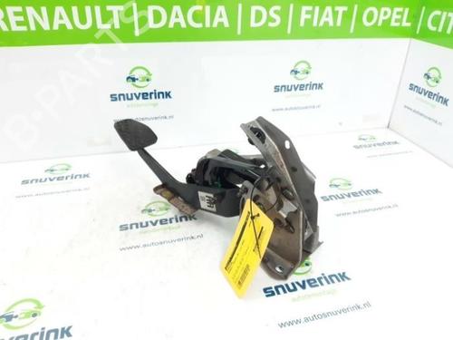Used Break pedal Break pedal RENAULT KOLEOS I (HY_) 2.5 4x4 (HY0C, HY0N) (171 hp) 40569972 40569972