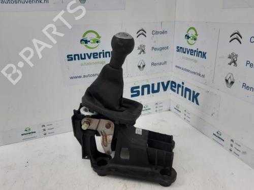 Used Gear lever Gear lever CITROËN C3 II (SC_) 1.4 (73 hp) 40567383 40567383