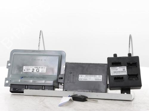 Used Engine control unit (ECU) RENAULT TWINGO III (BCM_, BCA_) Z.E: (BCA1) (82 hp) 31050006