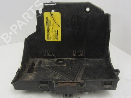 Used Support RENAULT KANGOO / GRAND KANGOO II (KW0/1_) 1.5 dCi 105 (KW0F) (103 hp) 24161655