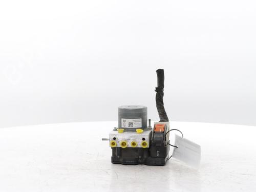 Used ABS pump ABS pump PEUGEOT 308 SW III (FC_, FJ_, FR_, F4_, FN_) BlueHDi 130 (FCYHZL, FCYHZT) (131 hp) 33696712 33696712