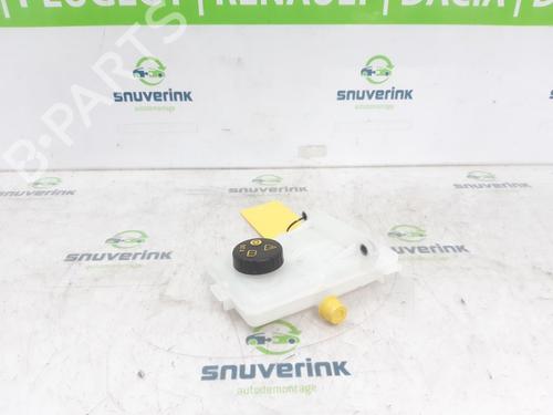 Used Brake fluid reservoir RENAULT KANGOO III Box Body/MPV E-Tech Electric (FJJA) (122 hp) 24159865