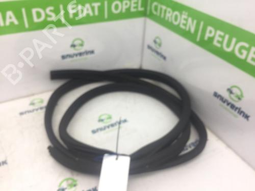 Used Rubber door seal MERCEDES-BENZ CITAN Box Body/MPV (W415) 109 CDI (415.601, 415.603, 415.605) (90 hp) 26238232