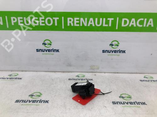 Card reader CITROËN C4 Picasso II 1.2 THP 130 (130 hp) 12425586