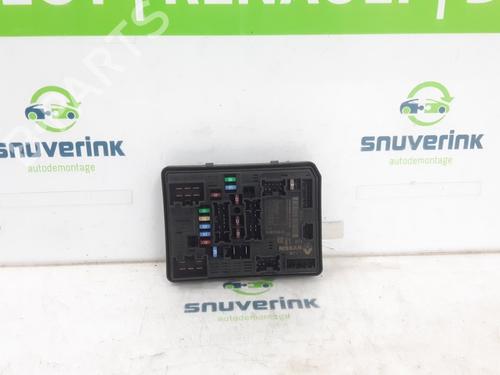 Used Fuse box Fuse box 24160319 24160319