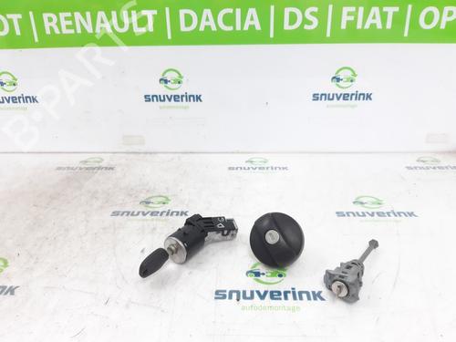 Used Ignition barrel PEUGEOT 208 I (CA_, CC_) 1.2 VTI 82 (82 hp) 16364934