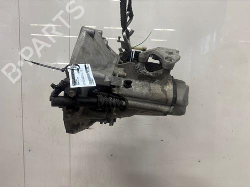 Used Gearbox PEUGEOT 208 I (CA_, CC_) 1.2 VTI 82 (82 hp) 31960494