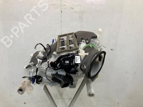 Used Heater matrix box Heater matrix box CITROËN C3 III (SX) 1.2 VTi 82 (82 hp) 34564177 34564177