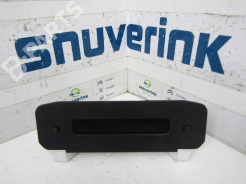 Used Display monitor Display monitor PEUGEOT 206 Hatchback (2A/C) 1.4 HDi eco 70 (68 hp) 10796366 10796366