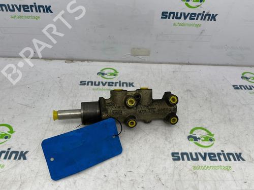Used Brake master cylinder PEUGEOT BOXER Van (244) 2.2 HDi (101 hp) 10784593