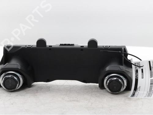 climate-control-lynk-co-01-2017-34562996 main image
