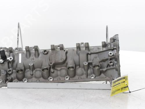 Used Valve cover Valve cover RENAULT AUSTRAL TCe 160 (HGMJ) (158 hp) 33874220 33874220