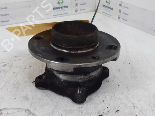 Used Right rear steering knuckle RENAULT TWINGO III (BCM_, BCA_) 0.9 TCe 90 (BCM9, BCM2) (90 hp) 18247303